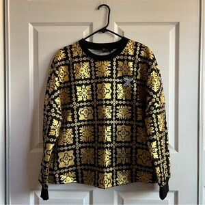 LEXBREEZY Hilo Native Sweater